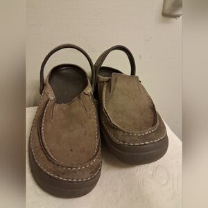 Mens Brown CROCS slip-on shoes Size M 10